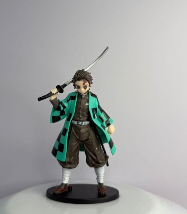 kamado tanjiro action figure – 18cm